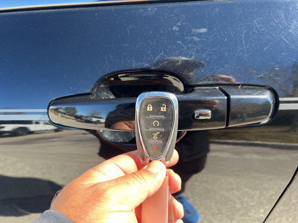 used 2021 Chevrolet Equinox car, priced at $16,620