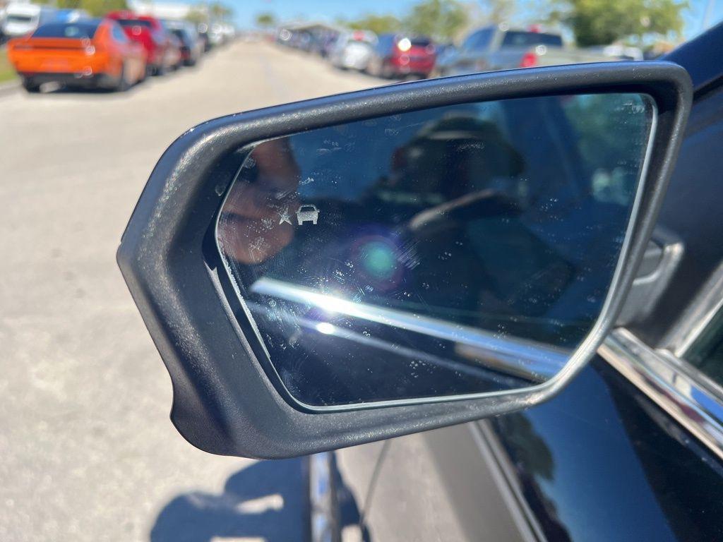 used 2021 Chevrolet Equinox car, priced at $16,620