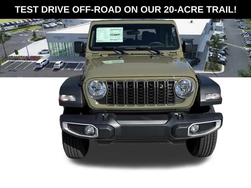 new 2026 Jeep Gladiator car, priced at $39,935