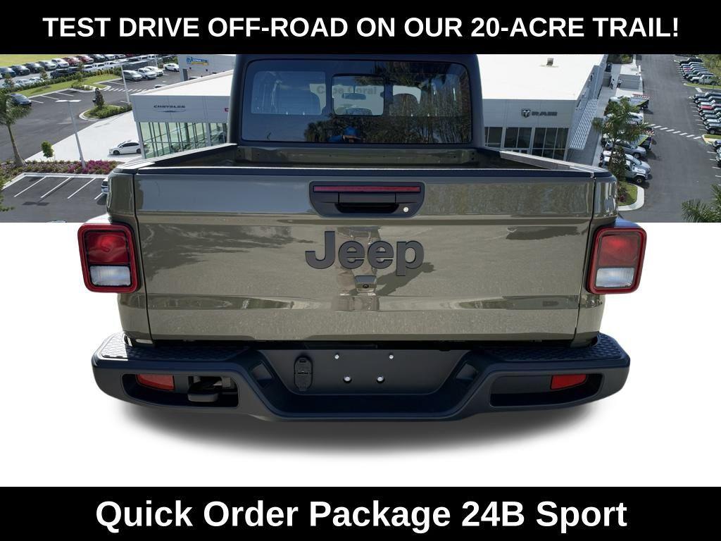new 2026 Jeep Gladiator car, priced at $39,935