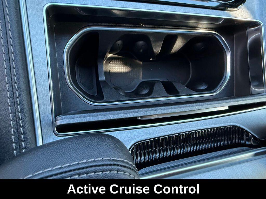 new 2026 Jeep Grand Wagoneer car, priced at $70,450