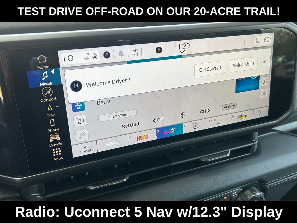 new 2025 Jeep Gladiator car, priced at $49,415