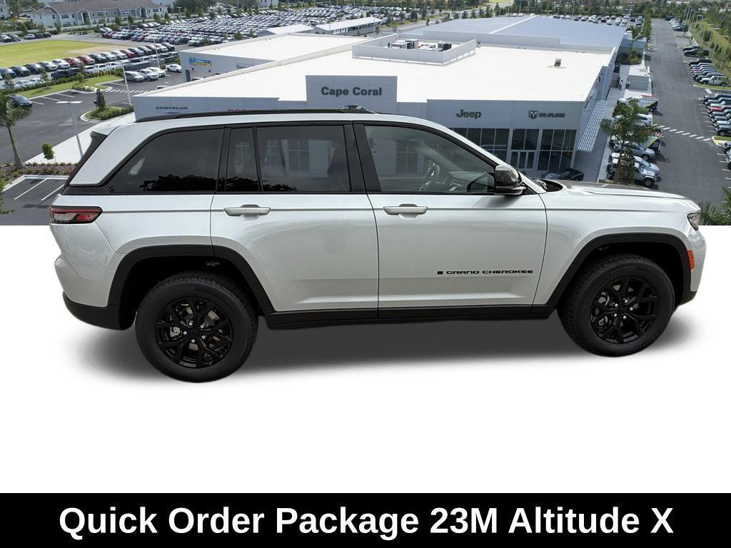 new 2025 Jeep Grand Cherokee car, priced at $36,730