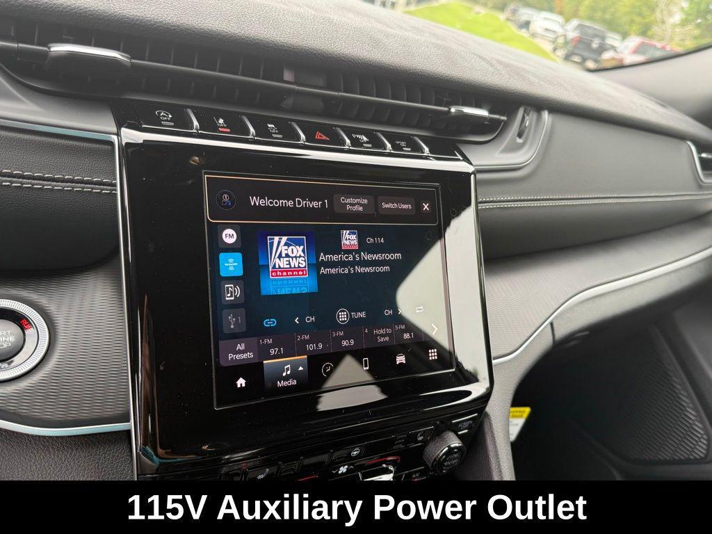 new 2025 Jeep Grand Cherokee car, priced at $36,730