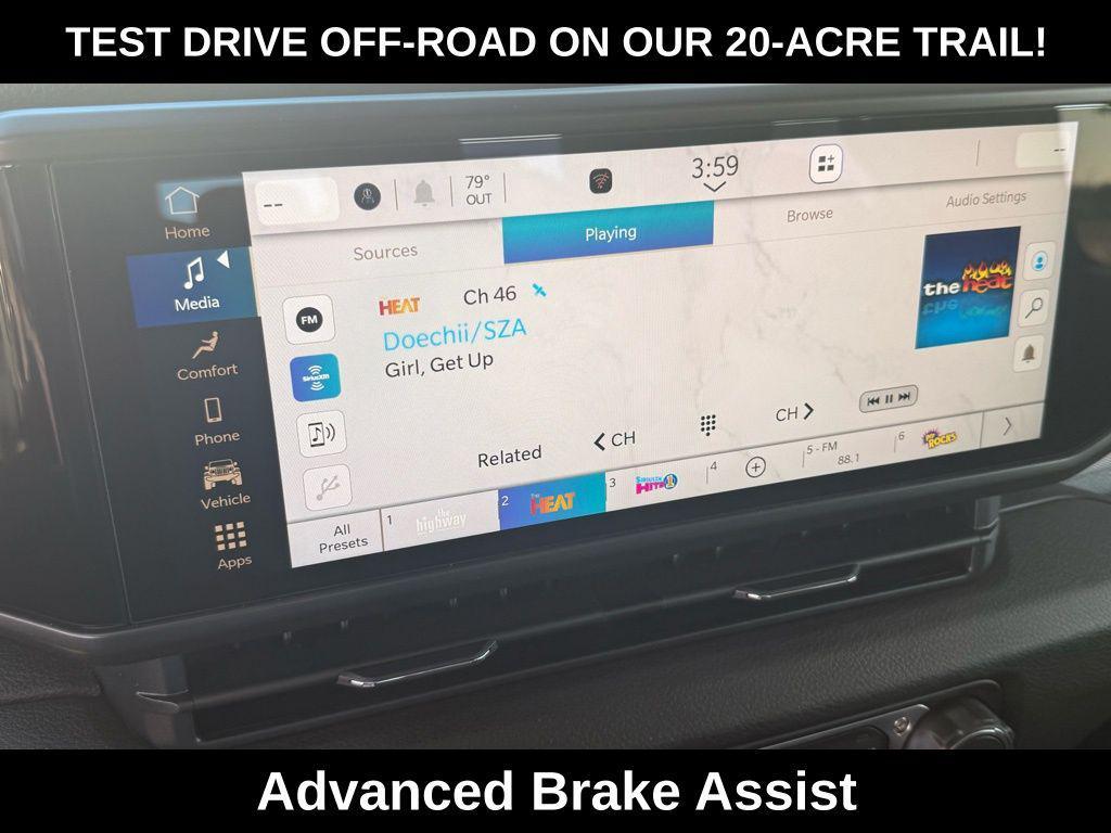 new 2026 Jeep Gladiator car, priced at $46,990