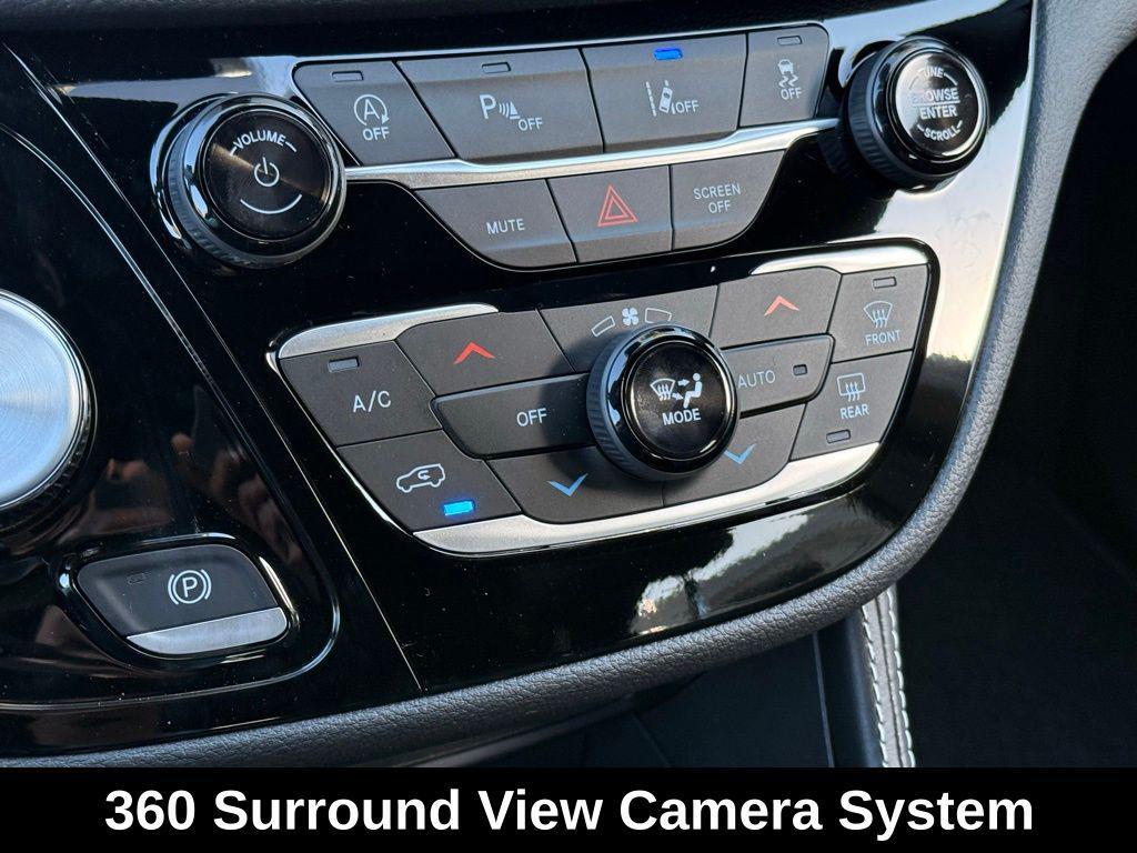 new 2026 Chrysler Pacifica car, priced at $46,615