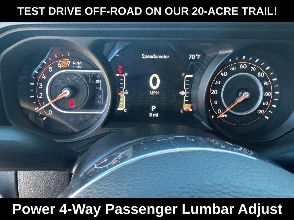 new 2025 Jeep Wrangler car, priced at $45,610