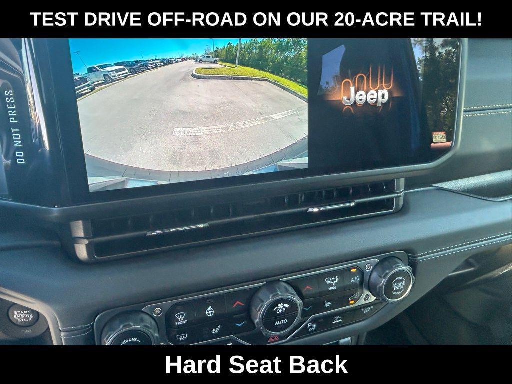 new 2025 Jeep Wrangler car, priced at $45,610