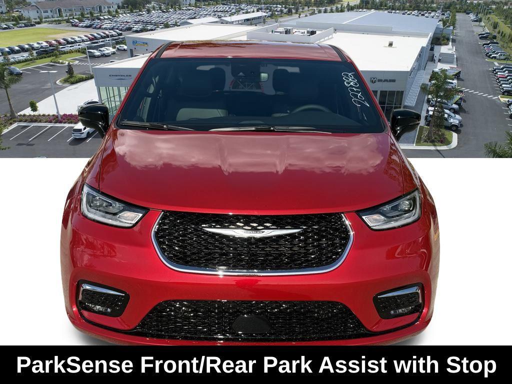 new 2026 Chrysler Pacifica car, priced at $40,155