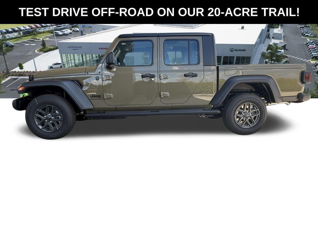 new 2026 Jeep Gladiator car, priced at $39,946
