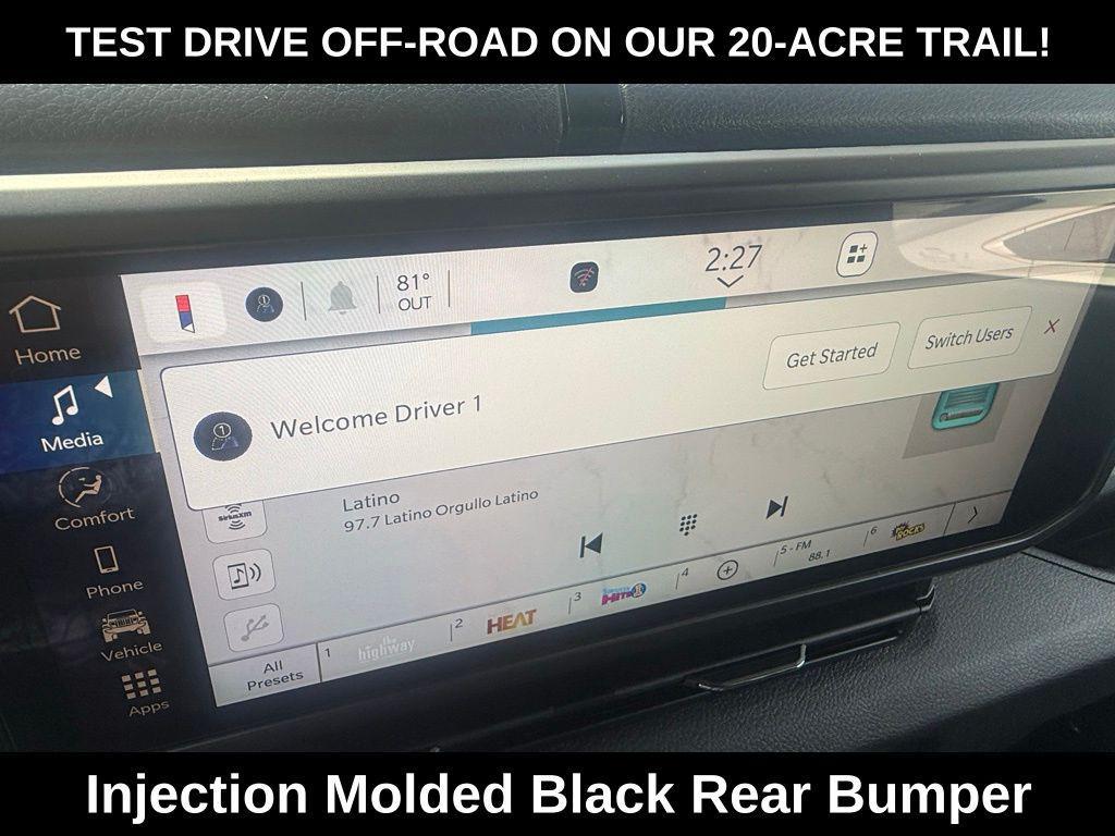 new 2025 Jeep Wrangler car, priced at $45,275