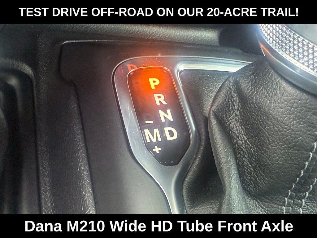 new 2025 Jeep Wrangler car, priced at $45,275