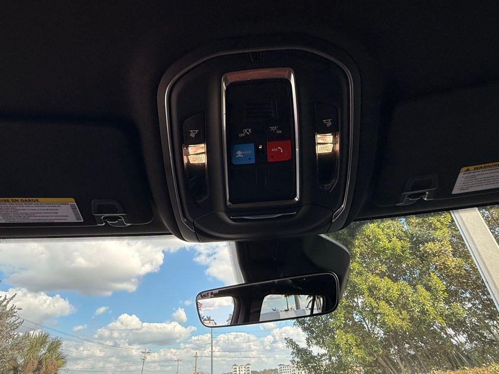 new 2026 Jeep Grand Cherokee L car, priced at $37,215