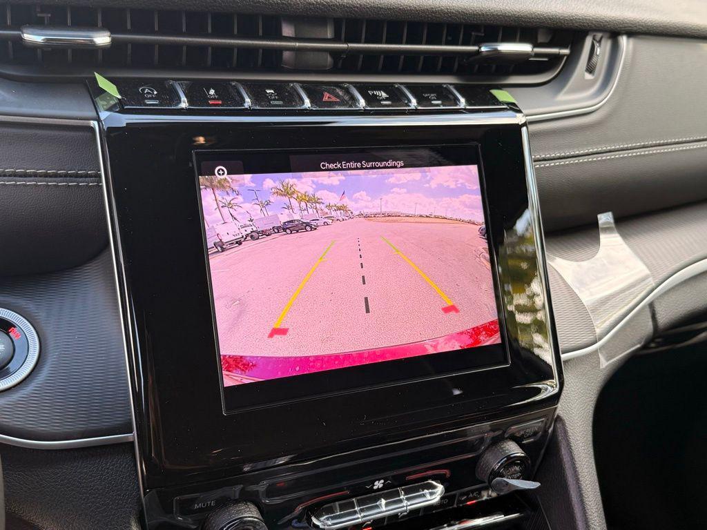 new 2026 Jeep Grand Cherokee L car, priced at $37,215