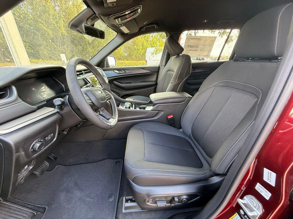 new 2026 Jeep Grand Cherokee L car, priced at $37,215