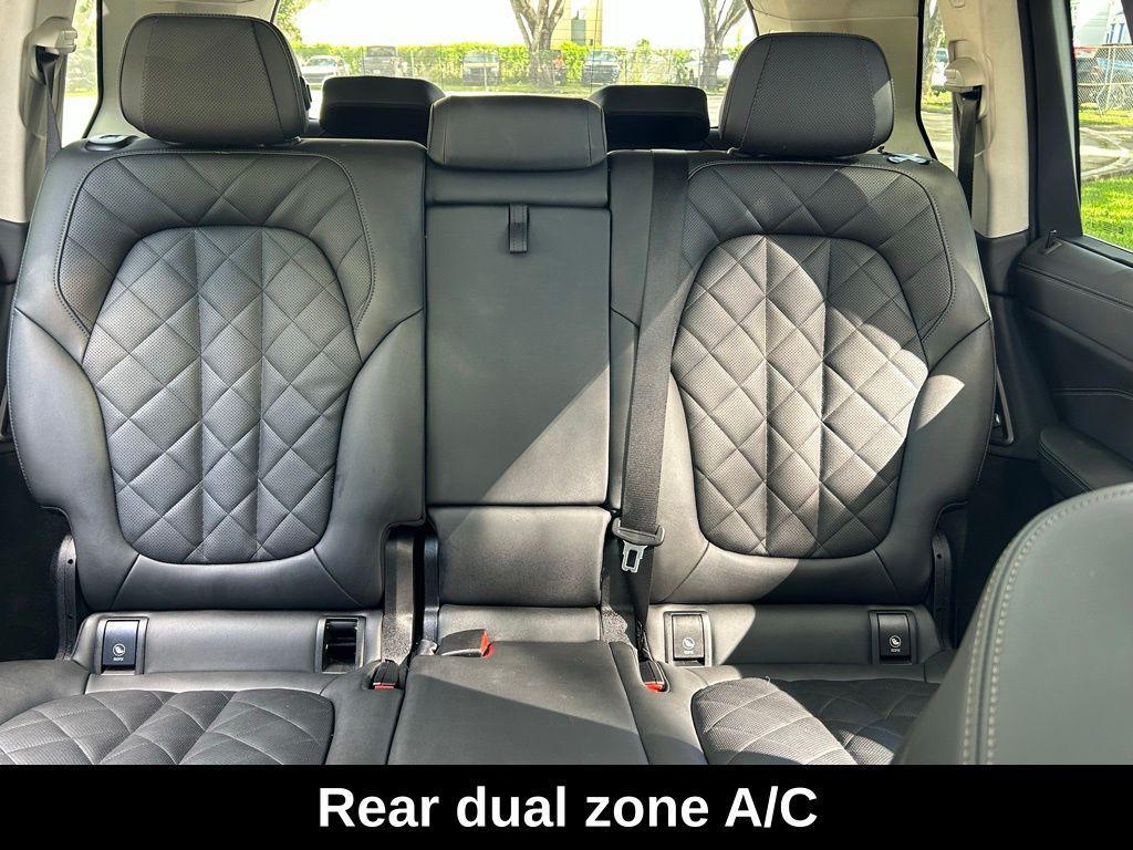 used 2024 BMW X7 car, priced at $61,489