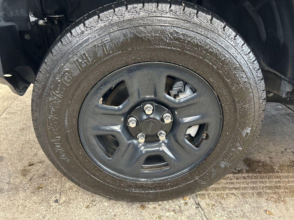 used 2021 Jeep Wrangler Unlimited car, priced at $24,460