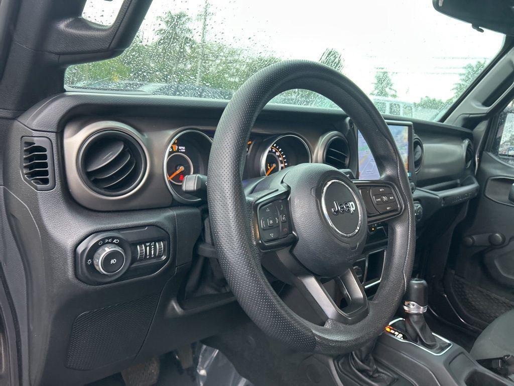 used 2021 Jeep Wrangler Unlimited car, priced at $24,460