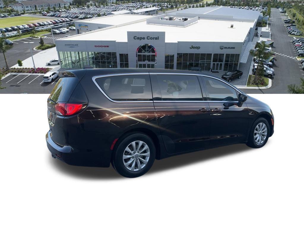 used 2017 Chrysler Pacifica car, priced at $16,290
