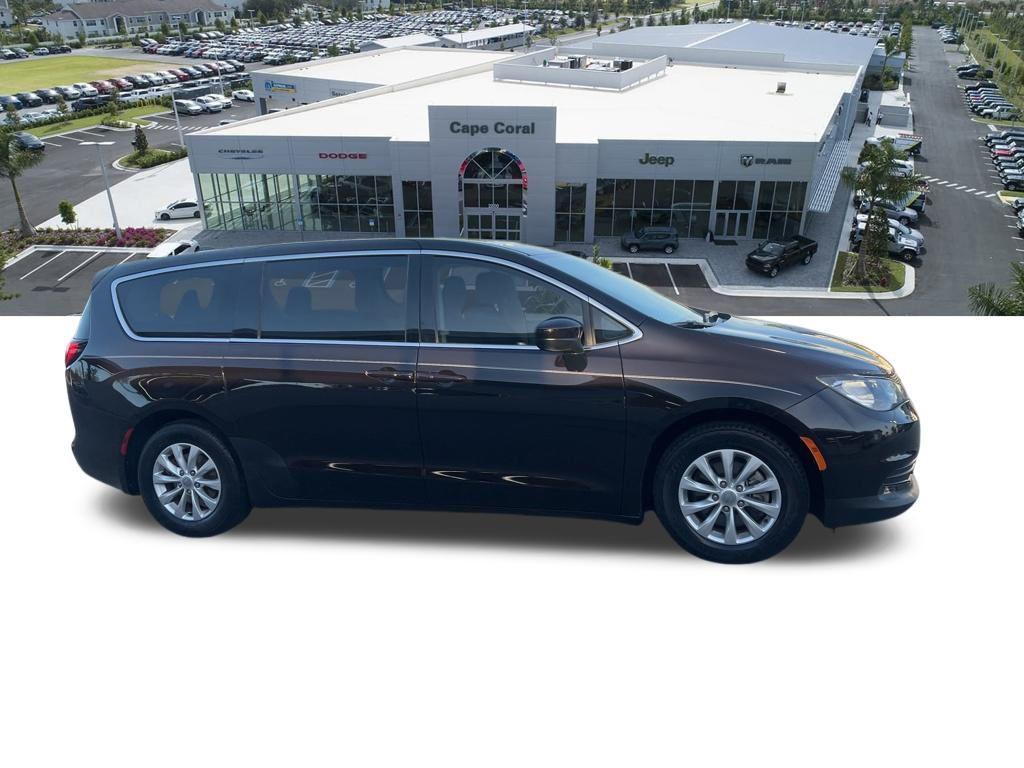 used 2017 Chrysler Pacifica car, priced at $16,290