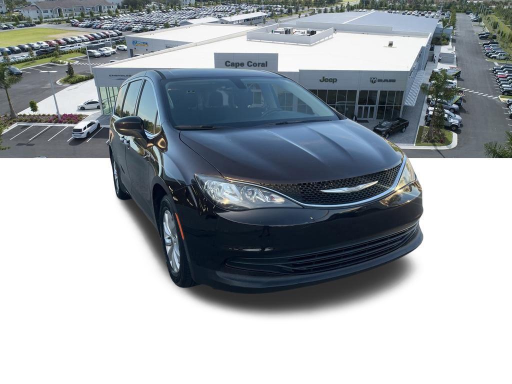 used 2017 Chrysler Pacifica car, priced at $16,290