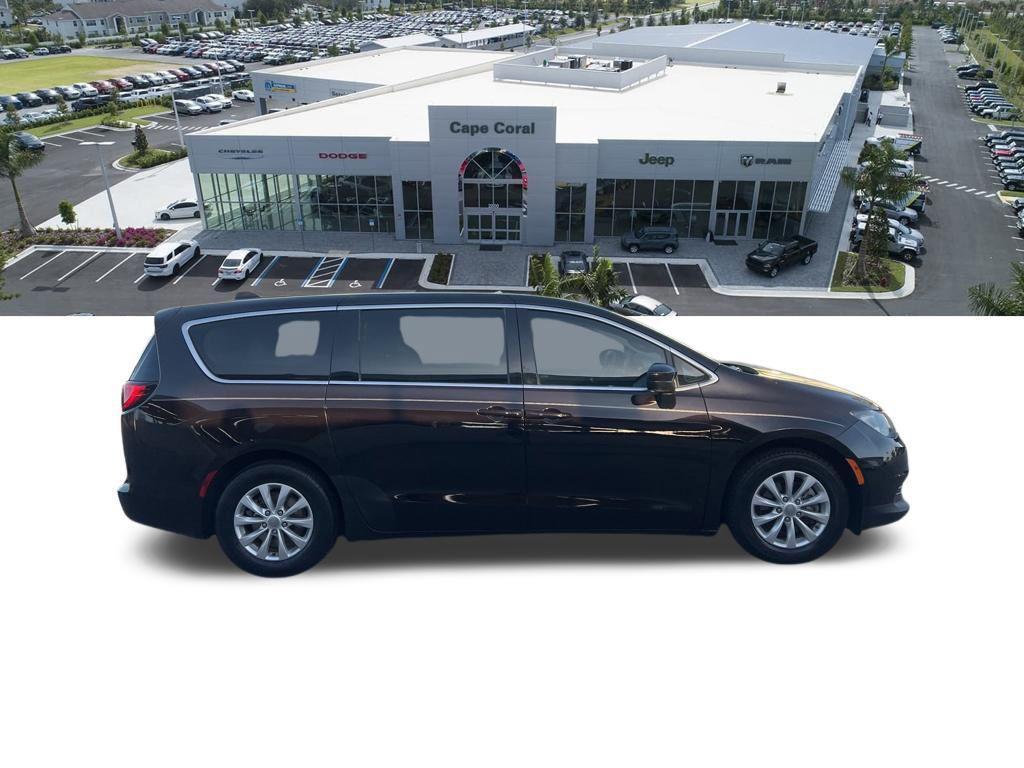 used 2017 Chrysler Pacifica car, priced at $16,290