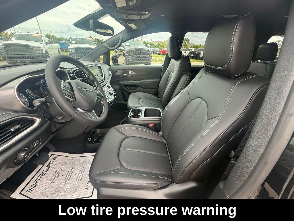 new 2026 Chrysler Pacifica car, priced at $34,460