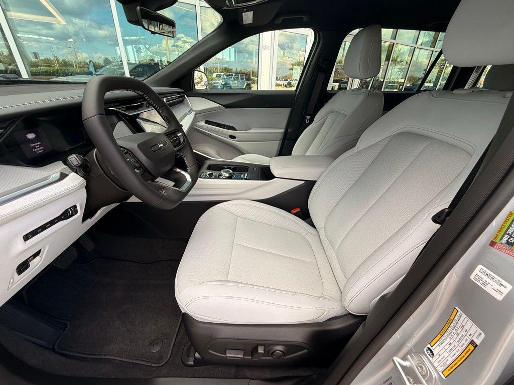 new 2026 Jeep Cherokee car, priced at $36,815