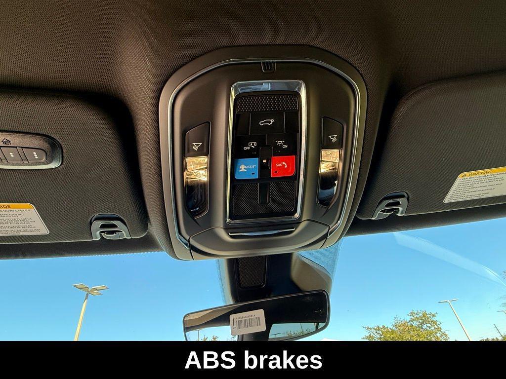 new 2026 Jeep Grand Wagoneer car, priced at $61,060