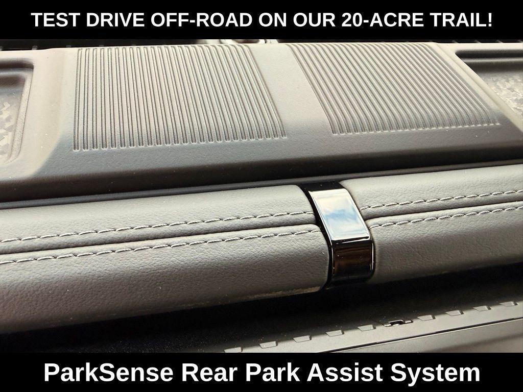 new 2026 Jeep Gladiator car, priced at $52,700