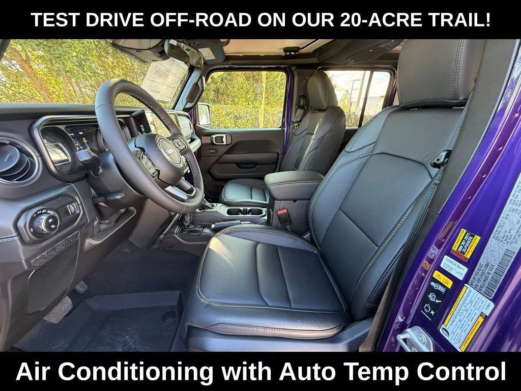 new 2026 Jeep Gladiator car, priced at $48,725