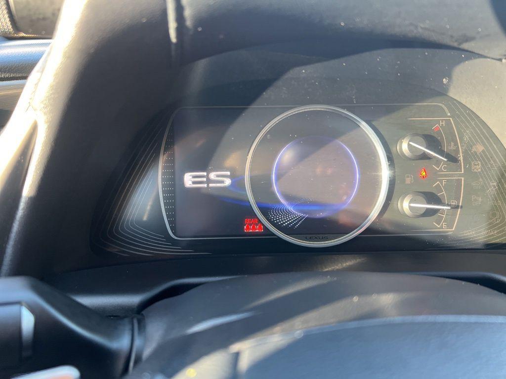 used 2020 Lexus ES 350 car, priced at $27,763