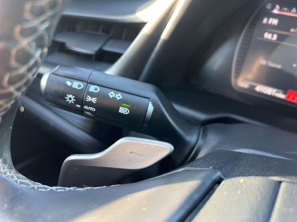 used 2020 Lexus ES 350 car, priced at $27,763