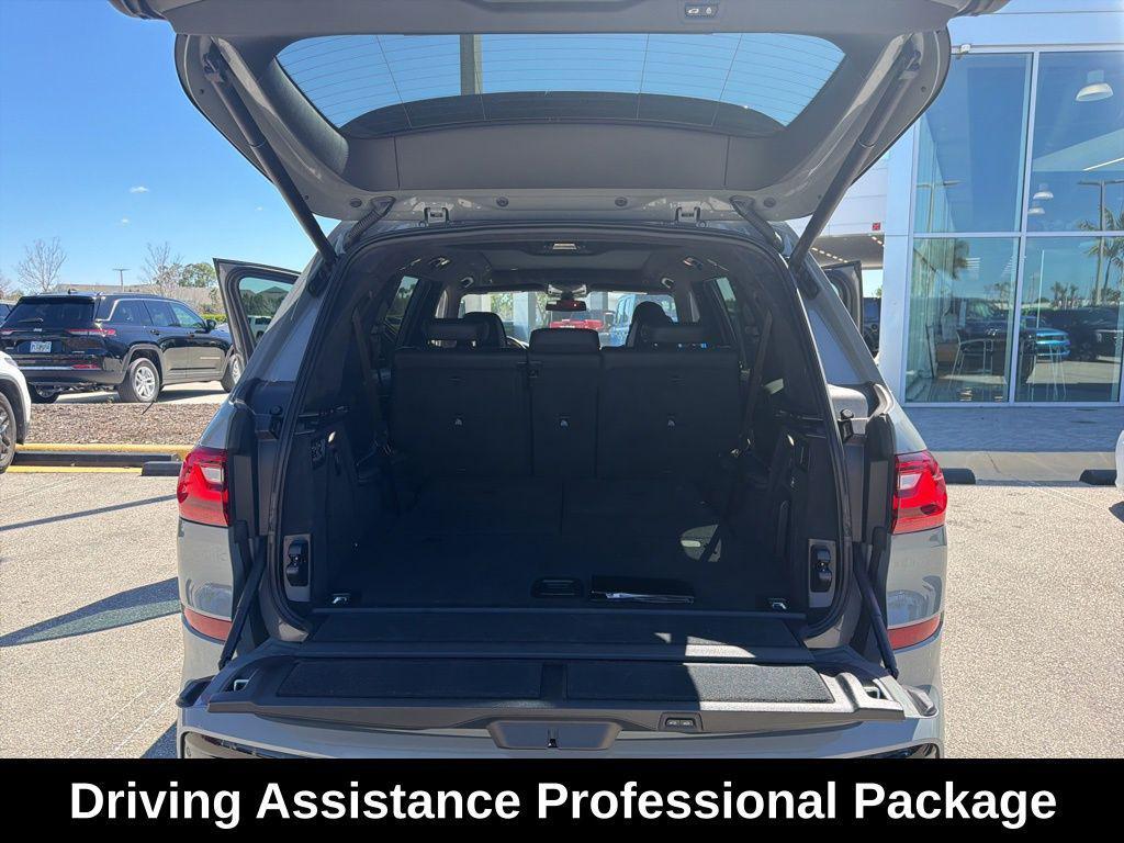 used 2022 BMW X7 car, priced at $43,184