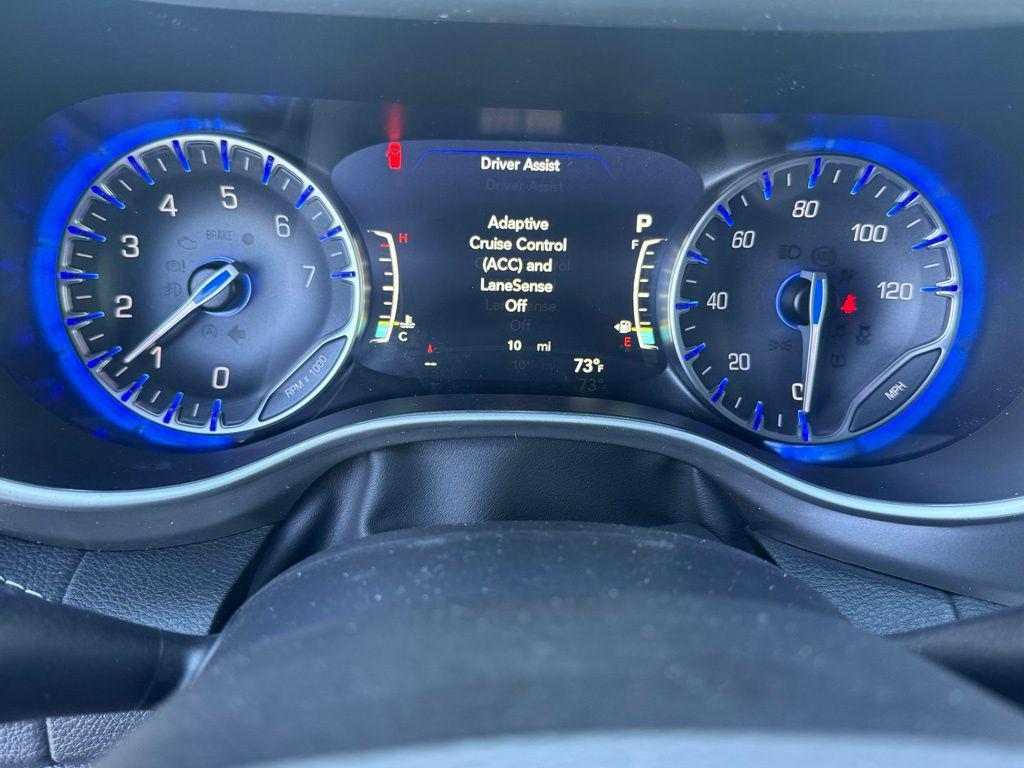 new 2026 Chrysler Pacifica car, priced at $39,660