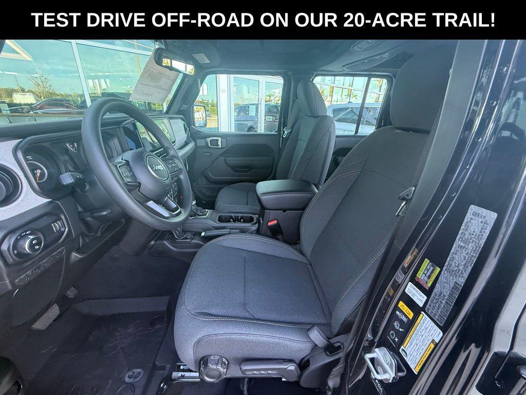 new 2026 Jeep Gladiator car, priced at $38,540