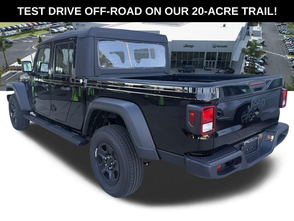 new 2026 Jeep Gladiator car, priced at $38,540