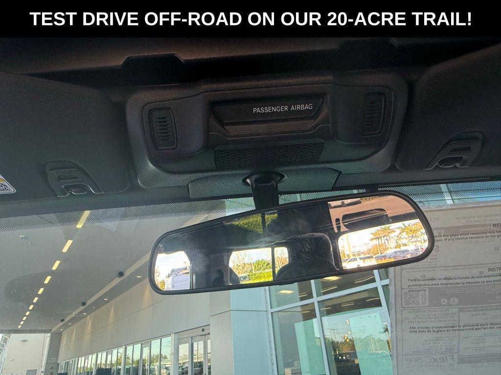 new 2026 Jeep Gladiator car, priced at $38,540