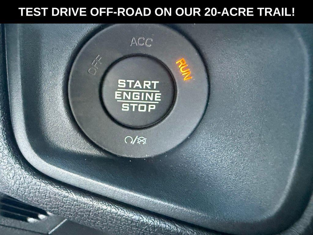 new 2026 Jeep Gladiator car, priced at $38,540