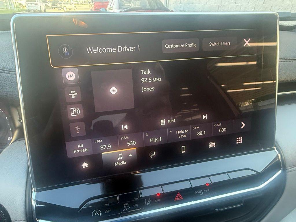 new 2026 Jeep Compass car, priced at $27,350