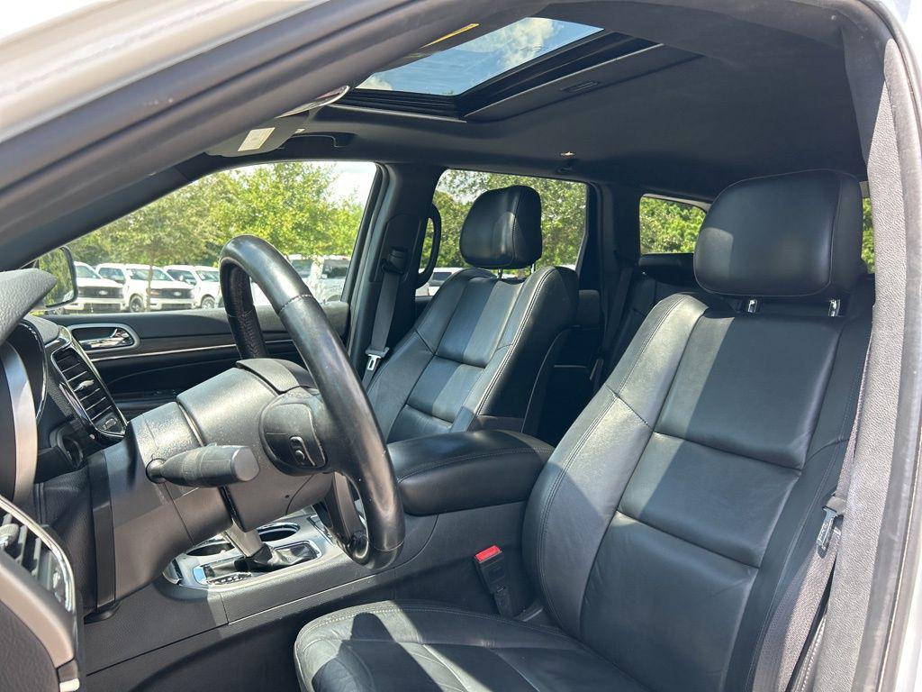 used 2022 Jeep Grand Cherokee car, priced at $22,900