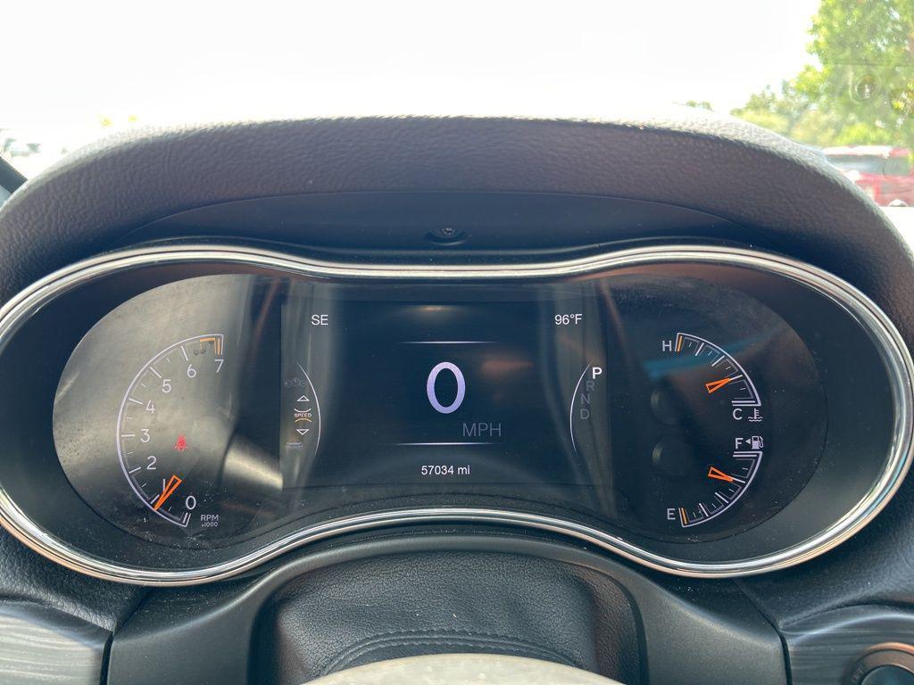 used 2022 Jeep Grand Cherokee car, priced at $22,900