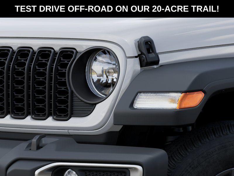 new 2026 Jeep Gladiator car, priced at $39,976
