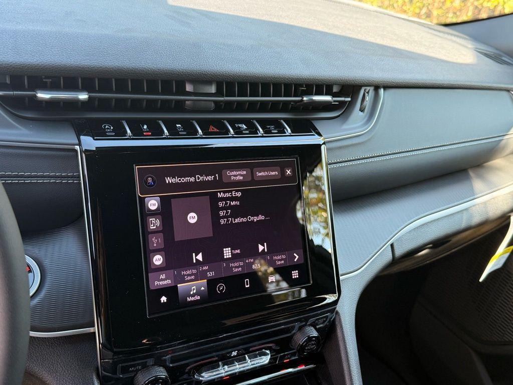 new 2026 Jeep Grand Cherokee car, priced at $36,230