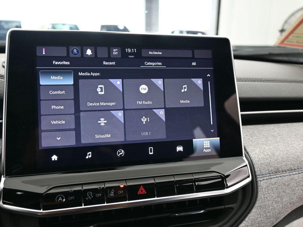 used 2024 Jeep Compass car, priced at $20,904