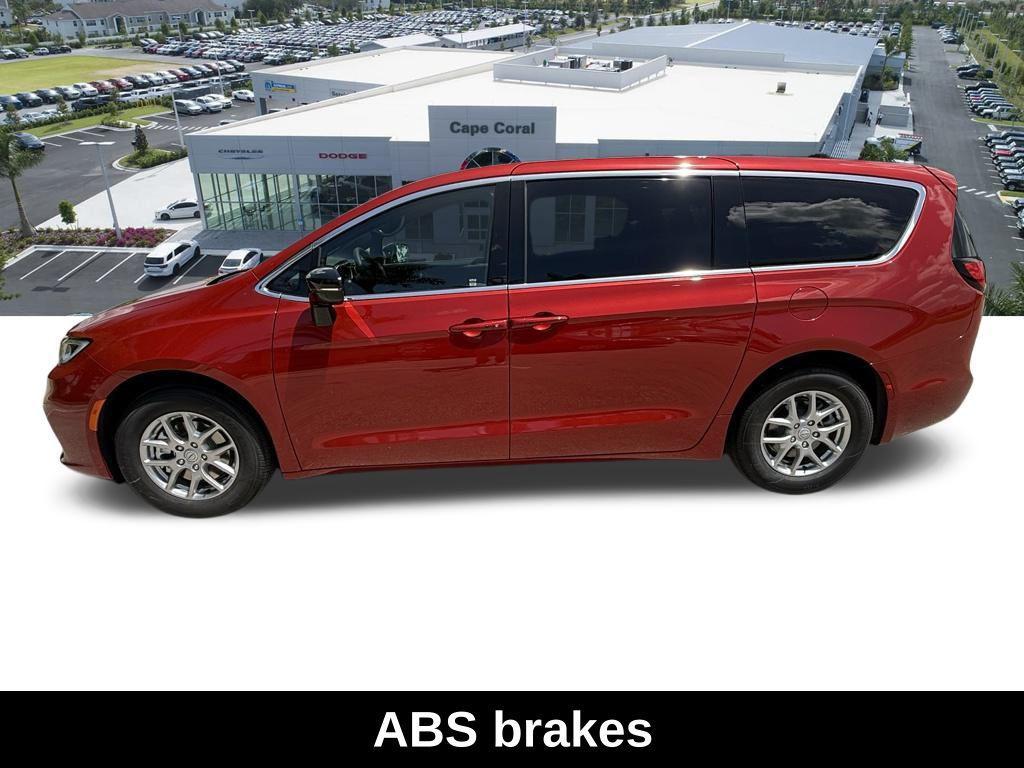 new 2026 Chrysler Pacifica car, priced at $36,955