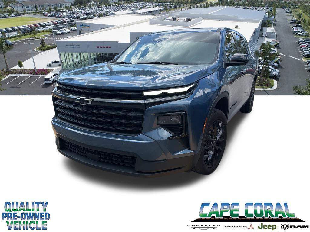 used 2024 Chevrolet Traverse car, priced at $29,085