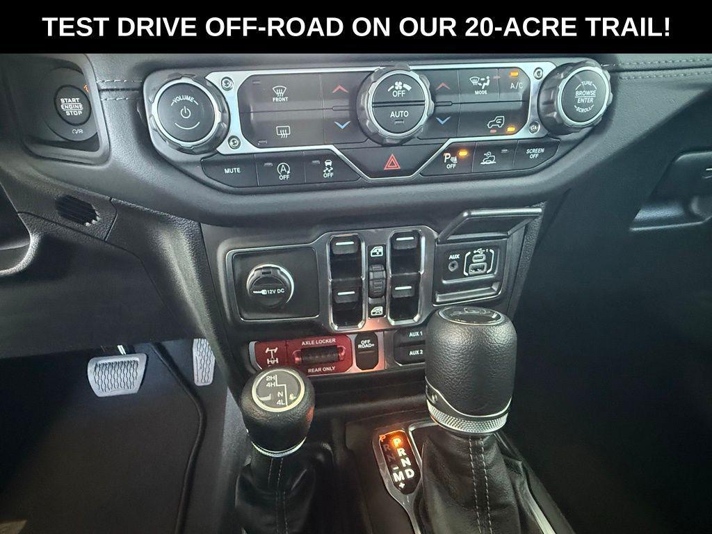 new 2025 Jeep Gladiator car, priced at $41,730