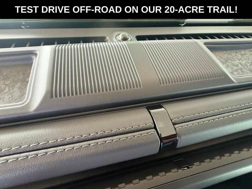 new 2025 Jeep Gladiator car, priced at $41,730