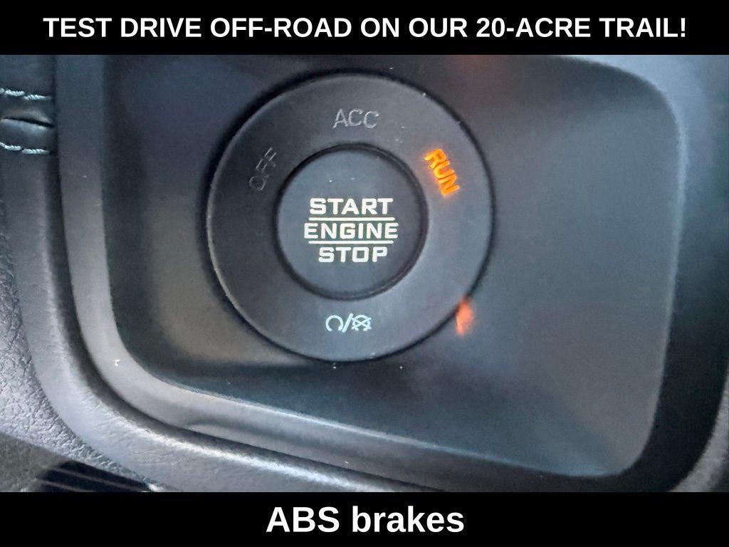 new 2026 Jeep Gladiator car, priced at $49,975